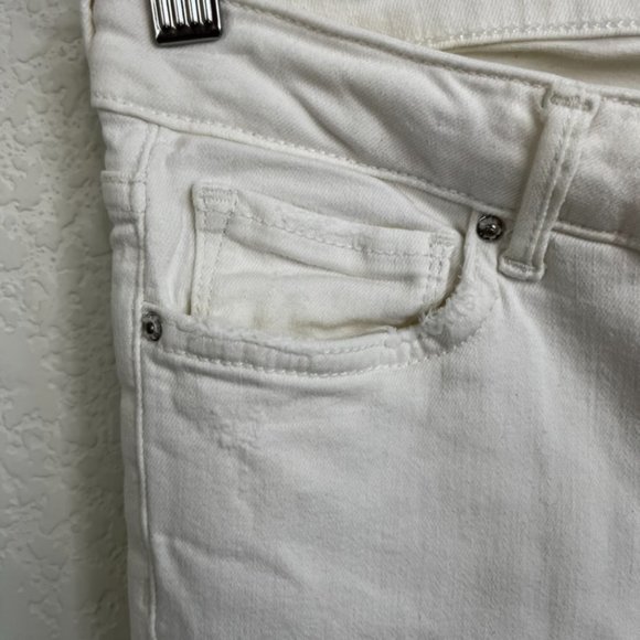 Zara Frayed Distressed White Skinny Jeans - Picture 4 of 8